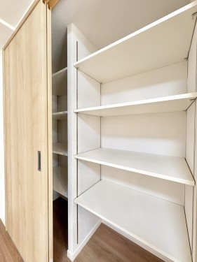 apartment 千葉県流山市おおたかの森西１丁目4-3 ザハウスおおたかの森1階