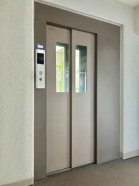 apartment 千葉県流山市おおたかの森西１丁目4-3 ザハウスおおたかの森1階