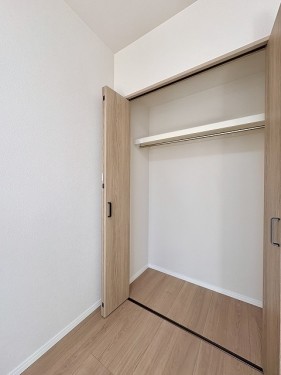 apartment 千葉県流山市おおたかの森西１丁目4-3 ザハウスおおたかの森1階