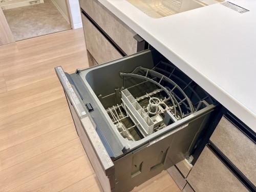 apartment 千葉県流山市おおたかの森西１丁目4-3 ザハウスおおたかの森1階