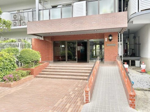 apartment 千葉県流山市おおたかの森西１丁目4-3 ザハウスおおたかの森1階
