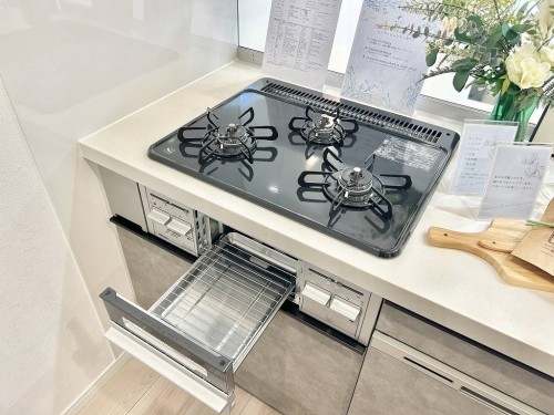apartment 千葉県流山市おおたかの森西１丁目4-3 ザハウスおおたかの森1階