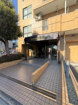 apartment 埼玉県戸田市大字新曽93-1 La Vert戸田 1F