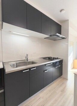 apartment 埼玉県戸田市大字新曽93-1 La Vert戸田 1F