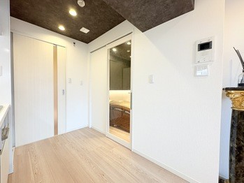 apartment 埼玉県戸田市大字新曽93-1 La Vert戸田 1F