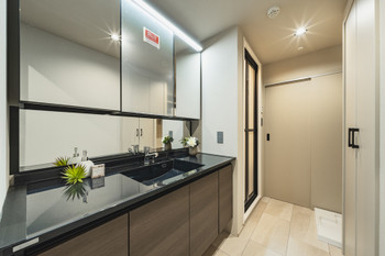 apartment 埼玉県越谷市南越谷１丁目21-2 ポラスビル 2F
