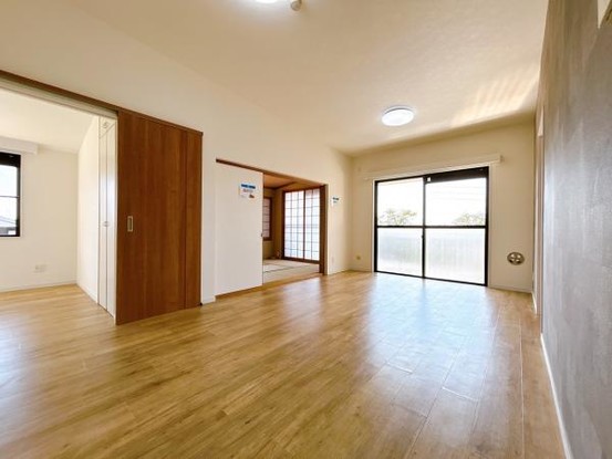 apartment 埼玉県深谷市稲荷町３丁目
地図を見る