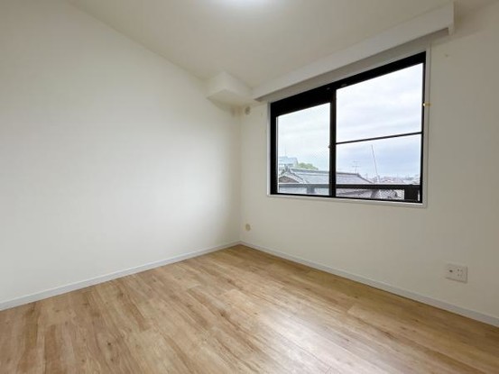 apartment 埼玉県深谷市稲荷町３丁目
地図を見る