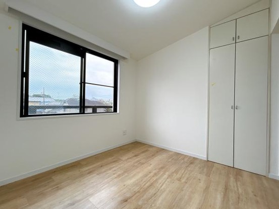 apartment 埼玉県深谷市稲荷町３丁目
地図を見る