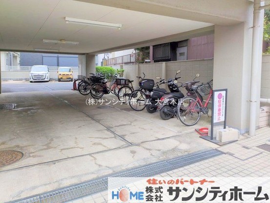 apartment 埼玉県さいたま市見沼区東大宮７丁目71-8