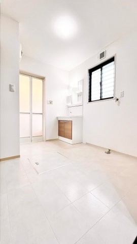 detached 茨城県水戸市栄町１丁目11番地27号 萩谷ビル1F