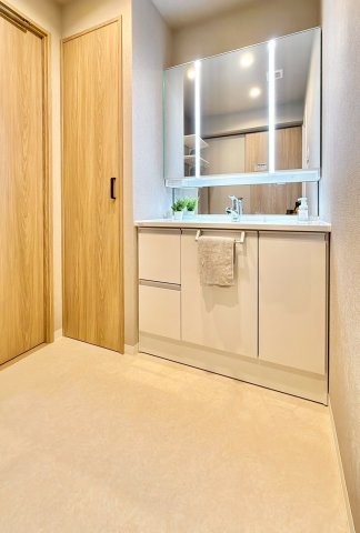 apartment 茨城県水戸市栄町１丁目11番地27号 萩谷ビル1F