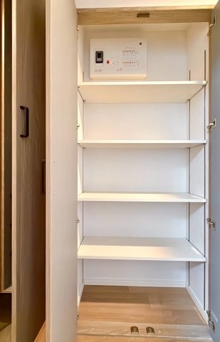 apartment 茨城県水戸市栄町１丁目11番地27号 萩谷ビル1F