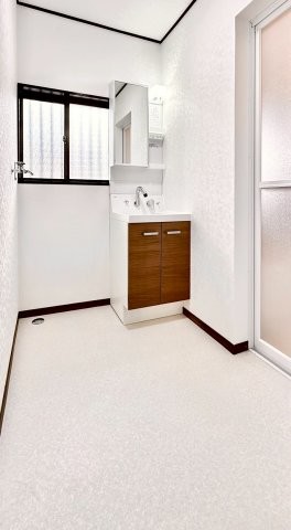 detached 茨城県水戸市栄町１丁目11番地27号 萩谷ビル1F