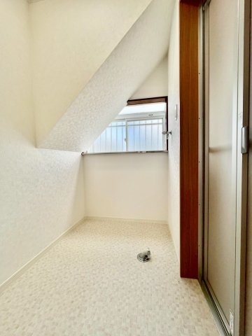 detached 茨城県水戸市栄町１丁目11番地27号 萩谷ビル1F