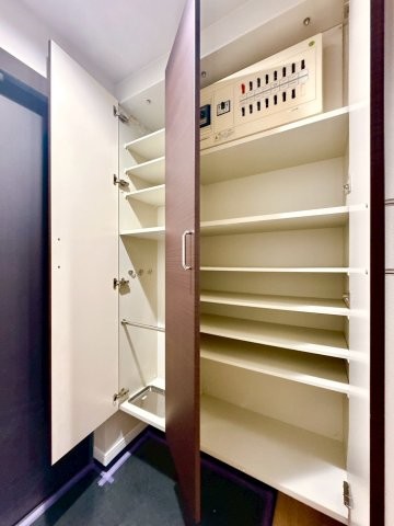 apartment 茨城県水戸市栄町１丁目11番地27号 萩谷ビル1F