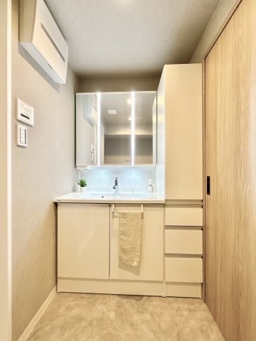 apartment 茨城県水戸市栄町１丁目11番地27号 萩谷ビル1F