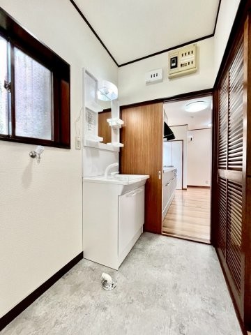 detached 茨城県水戸市栄町１丁目11番地27号 萩谷ビル1F