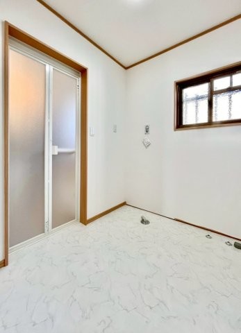 detached 茨城県水戸市栄町１丁目11番地27号 萩谷ビル1F