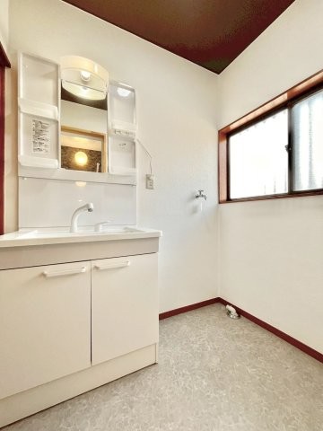 detached 茨城県水戸市栄町１丁目11番地27号 萩谷ビル1F