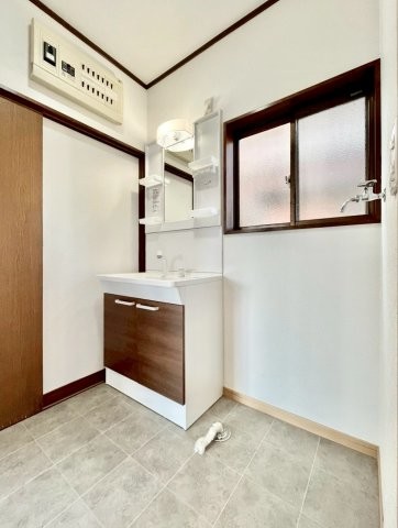 detached 茨城県水戸市栄町１丁目11番地27号 萩谷ビル1F