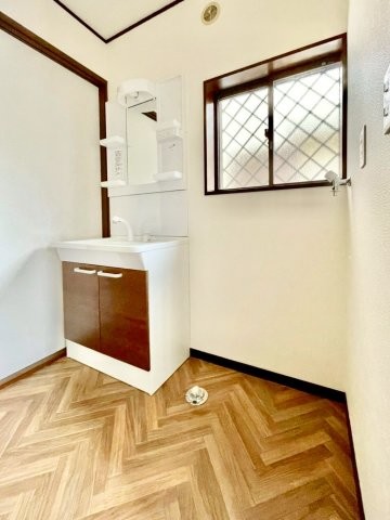 detached 茨城県水戸市栄町１丁目11番地27号 萩谷ビル1F