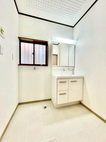 detached 茨城県水戸市栄町１丁目11番地27号 萩谷ビル1F