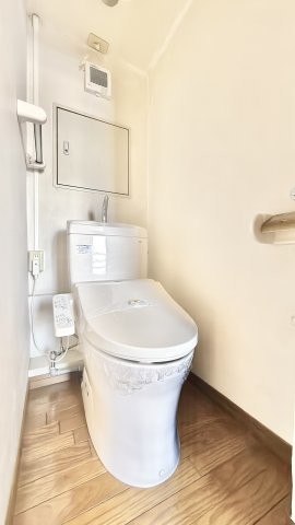 apartment 茨城県水戸市栄町１丁目11番地27号 萩谷ビル1F