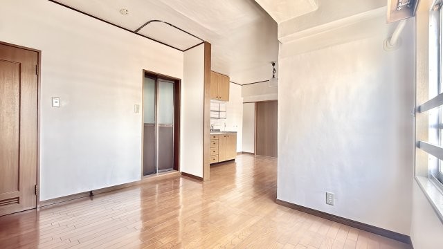 apartment 茨城県水戸市栄町１丁目11番地27号 萩谷ビル1F