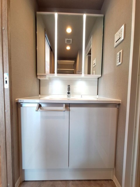 apartment 東京都葛飾区東金町１丁目12-1 廣川ビル　地下1階