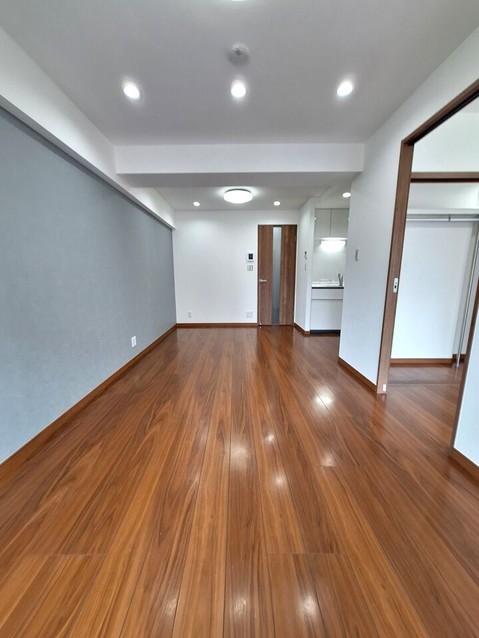 apartment 東京都葛飾区東金町１丁目12-1 廣川ビル　地下1階