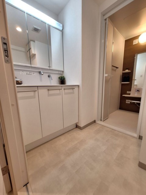 apartment 東京都葛飾区東金町１丁目12-1 廣川ビル　地下1階