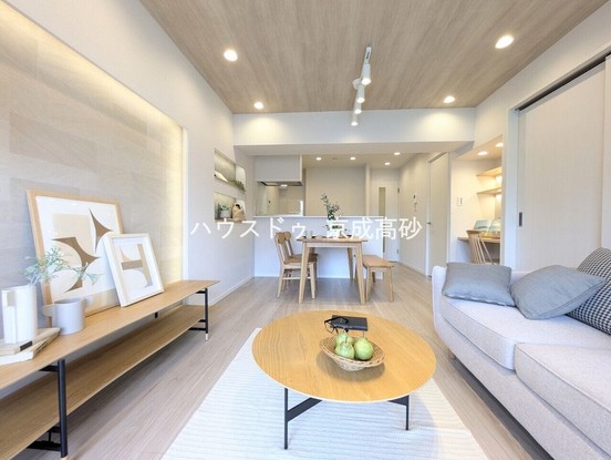 apartment 東京都葛飾区西亀有４丁目
地図を見る