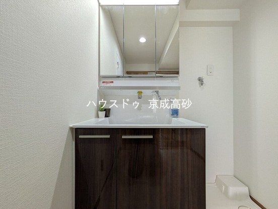 apartment 千葉県市川市市川南２丁目
地図を見る
