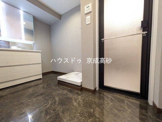 apartment 千葉県市川市市川南３丁目
地図を見る