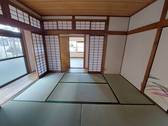 detached 大阪府泉南郡熊取町山の手台３丁目
地図を見る