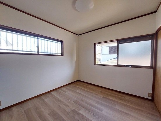 detached 大阪府泉南郡熊取町山の手台３丁目
地図を見る