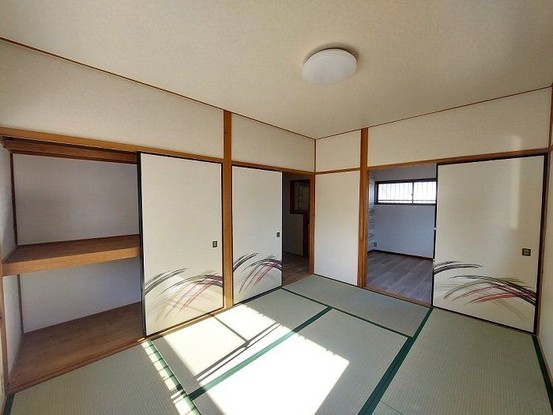 detached 大阪府泉南郡熊取町山の手台３丁目
地図を見る