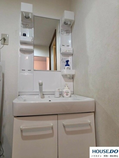 apartment 大阪府泉南郡熊取町朝代西３丁目749-3