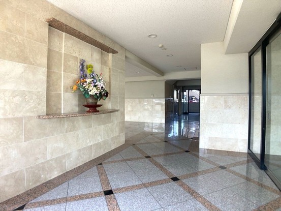 apartment 山梨県甲府市大里町5291 セットONE103