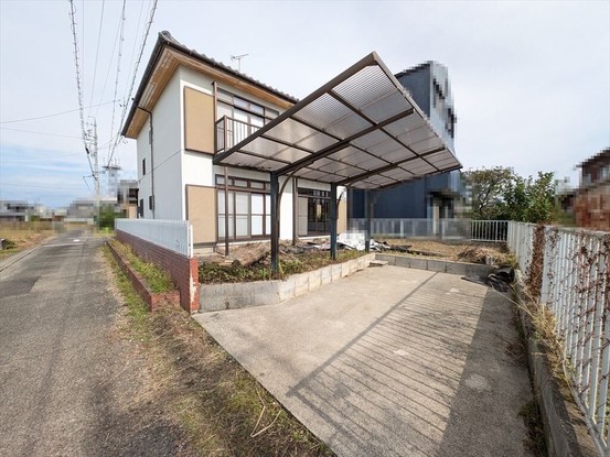 detached 愛知県江南市後飛保町中町
地図を見る