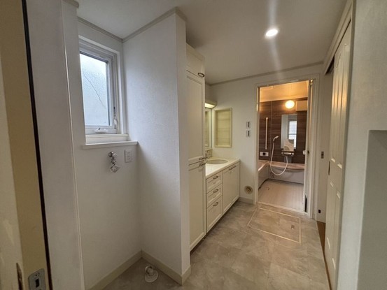 detached 愛知県稲沢市平和町西光坊大門南
地図を見る