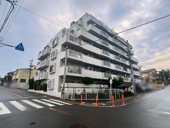 apartment 愛知県瀬戸市西松山町１丁目
地図を見る