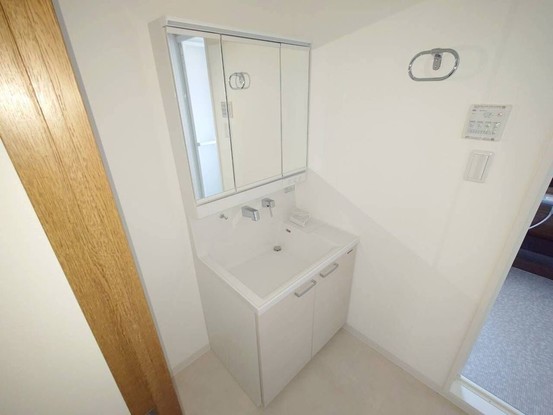 apartment 愛知県一宮市枠杁町３丁目
地図を見る