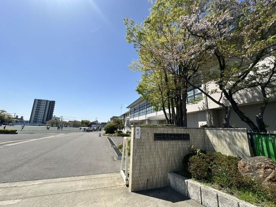 apartment 愛知県一宮市平和２丁目
地図を見る