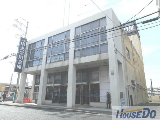 apartment 京都府宇治市六地蔵奈良町
地図を見る