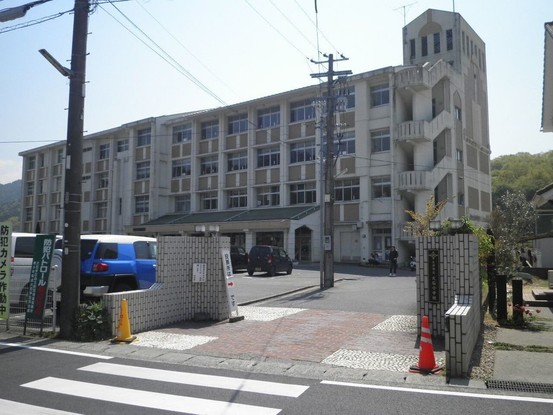 commercial 滋賀県大津市大石中５丁目
地図を見る