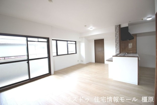 apartment 奈良県橿原市中曽司町
地図を見る