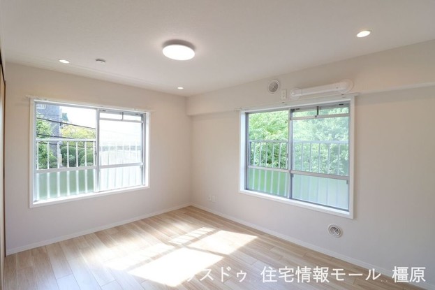 apartment 奈良県橿原市白橿町３丁目
地図を見る