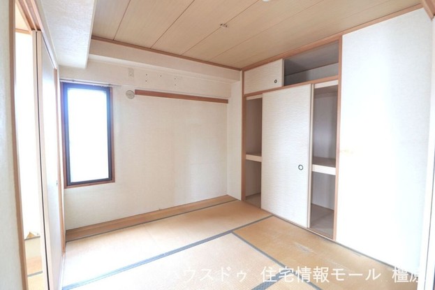 apartment 奈良県橿原市栄和町
地図を見る